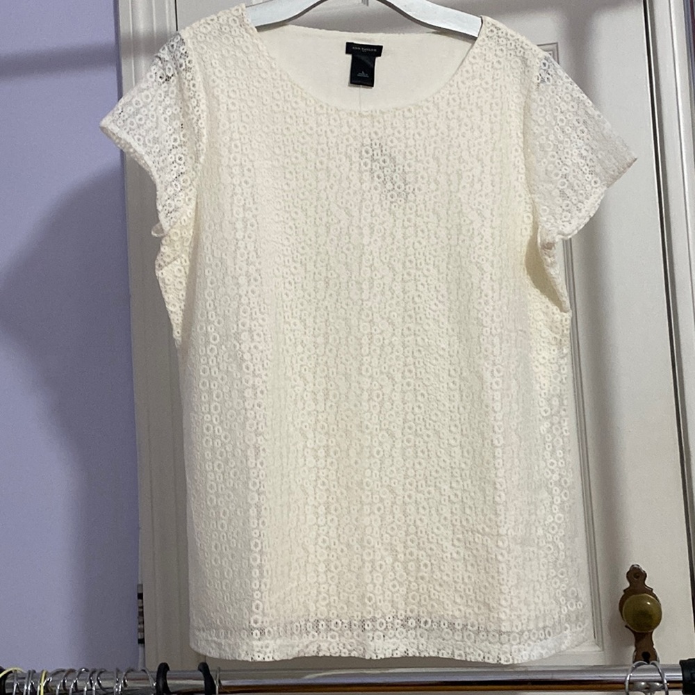 ANN TAYLOR WHITE BLOUSE